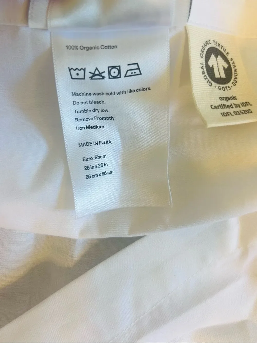 NWOT Quince Organic Crisp Percale  Euro Sham White w/Navy Double-Needle Border!